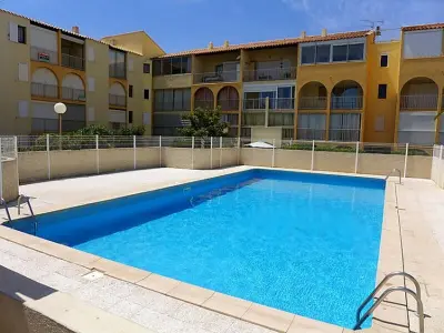 Appartement à Narbonne, T3 Mezzanine avec Piscine à 200m de la Plage, Parking Inclus - 6 Pers - L1007658