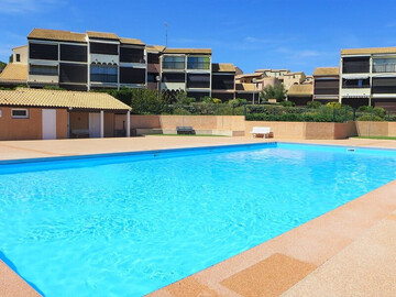 Location Villa a Fleury Saint Pierre la Mer,Pavillon T2 Mezzanine - Climatisation - Véranda - Parking - Piscine - 6 Pers FR-1-795-40 N°1007680