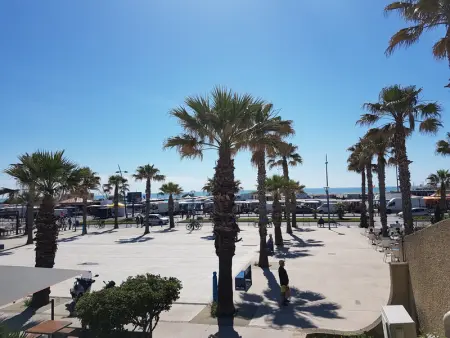 Pavillon T2 Mezzanine - Climatisation - Véranda - Parking - Piscine - 6 Pers - Photo 12