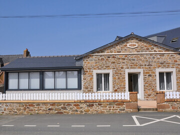 Location Maison à Perros Guirec,Maison plain-pied rénovée avec jardin clos, à 1km de la mer et proche commerces, Perros-Guirec FR-1-368-428 N°1007773