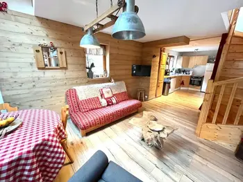 Appartement à Le Biot, Agréable 3 Pièces avec Balcon et Cave au Col du Corbier - L1007782