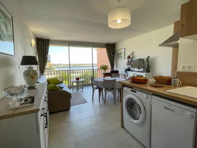 Appartement à Saint Cyprien, Magnifique T2 à Saint-Cyprien avec piscine, parking - L1007804