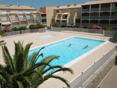 Appartement à Gruissan, Duplex 6 pers avec piscine, parking privé, clim portable, à 10 min du Vieux Village de Gruissan - L1007836