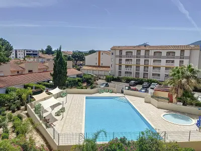 Appartement à Argelès sur Mer, Appartement T2 avec Loggia à 400m de la Plage, Piscine & Parking - Argelès-sur-Mer - L1007976