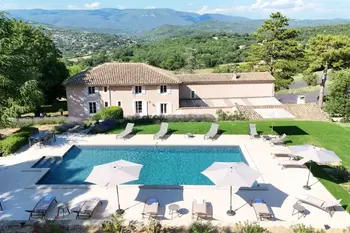 Villa à Apt,Bastide de l'Esclat - piscine - 7 chambres - 15 pers 1295507 N°1008002