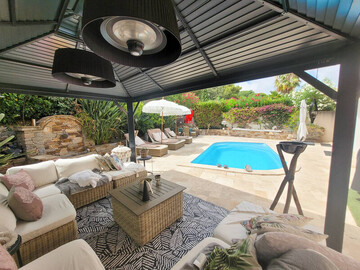 Location Villa à La Croix Valmer,Maison de charme avec piscine et jacuzzi à 500m du village, proche Saint-Tropez FR-1-726-50 N°1008095