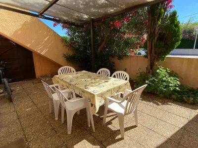 Appartement à Port Leucate, Spacieux T3, 6 Pers. avec Terrasse et Parking entre Plage et Port - L1008107