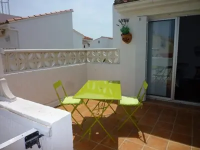 Appartement à Port Leucate, Charmant T2 climatisé à Port Leucate - Terrasse, Parking, Proche Mer, Animaux Bienvenus - L1008115