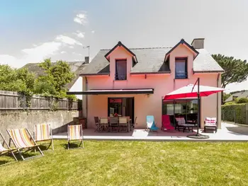 Gîte in La Turballe,Maison neuve au calme avec jardin clos, proche plage, port et équipements familiaux FR-1-306-1274 N°1008337