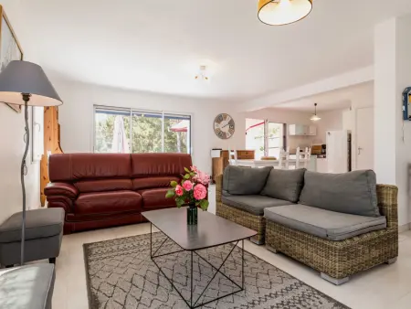 Maison neuve au calme avec jardin clos, proche plage, port et équipements familiaux - Photo 2