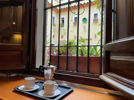 Maison Lumineuse avec Terrasse Privée au Coeur de la Judería, à 3 min de la Mosquée-Cathédrale - Photo 9