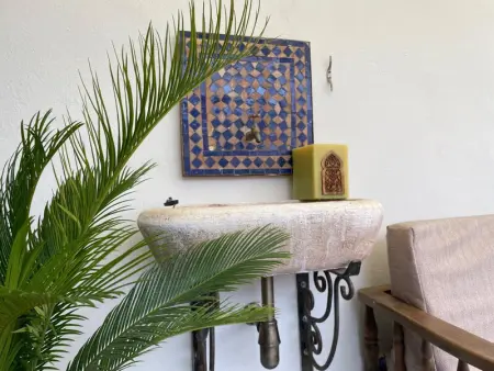 Maison Lumineuse avec Terrasse Privée au Coeur de la Judería, à 3 min de la Mosquée-Cathédrale - Photo 11