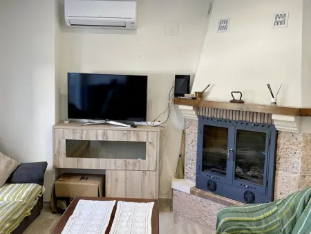 Maison de la Grand-mère Antonia à Iznájar - Charme Authentique au Cœur de l'Andalousie - Photo 1