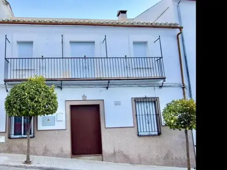 Maison de la Grand-mère Antonia à Iznájar - Charme Authentique au Cœur de l'Andalousie - Photo 3