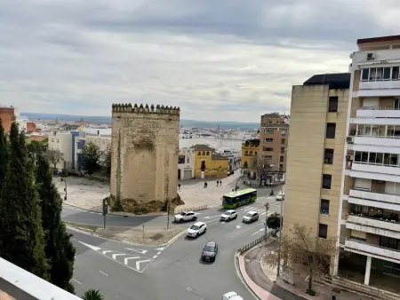 Luxueux Appartement Neuf à Louer au Cœur de Córdoba, à Proximité des Sites Touristiques - Photo 3