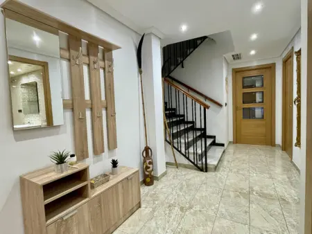 Maison luxueuse, 2 étages, à 300m du pont romain, près des sites touristiques et restaurants à Córdoba - Photo 9