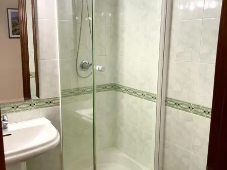 Appartement à Córdoba : Piscine, garage et quartier commerçant - Photo 13