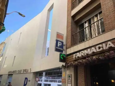 Appartement Spacieux au Centre de Córdoba, 3 Chambres, 2 Salles de Bain, Proche Sites Historiques - Photo 16
