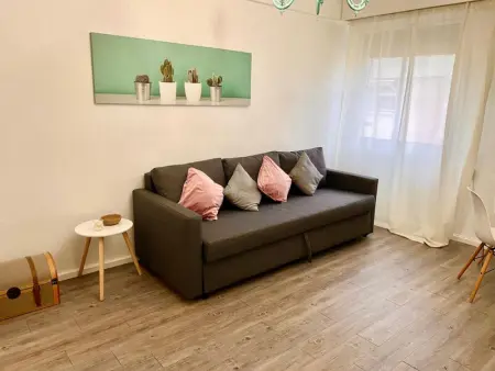 Charmant appartement proche vieille ville avec parking, services à proximité - Photo 2