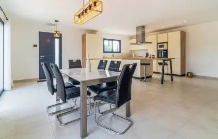 Location Maison 6 personnes à Bellegarde - Photo 4