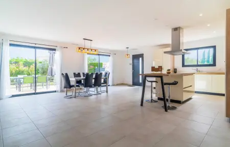 Location Maison 6 personnes à Bellegarde - Photo 7