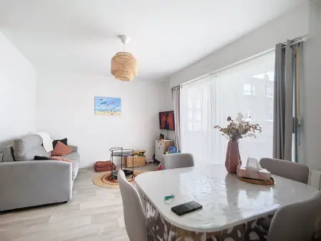 Appartement cosy pour 4, à 2 pas de la plage avec balcon ! - Photo 1