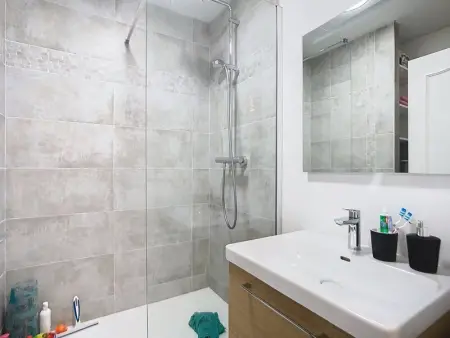 Appartement cosy pour 4, à 2 pas de la plage avec balcon ! - Photo 7