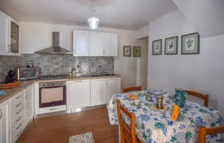 Location Maison 4 personnes à Longobardi - Photo 2