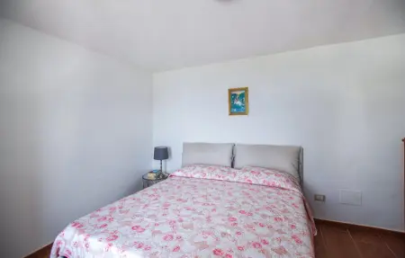 Location Maison 4 personnes à Longobardi - Photo 10