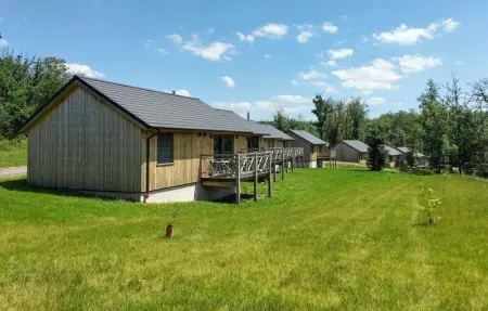 Location Maison 6 personnes à Somme Leuze - Photo 11