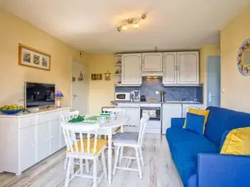 Wohnung in Le Home Varaville,Charmant T2 à 300m de la plage en Normandie – Balcon, parking et local vélo inclus FR-1-788-21 N°1009150