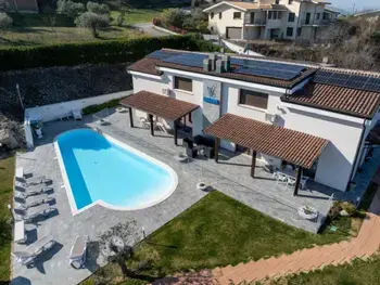 Abruzzes, Villa à Città Sant'Angelo, Suite dei Monti IT4884.652.3 N°1009230