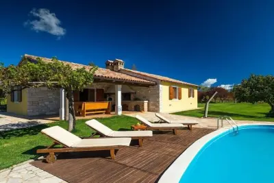 Villa à Žminj, 483434 - L1009296