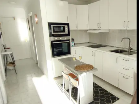 Confort Moderne avec Terrasse et Piscine sur le Toit - Photo 17