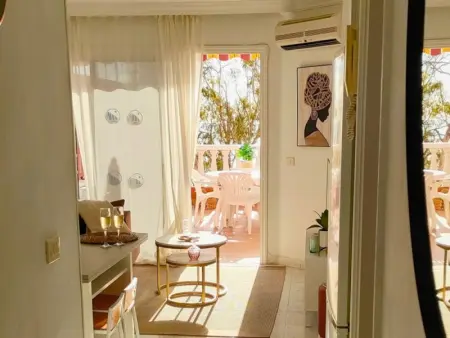 Confort Moderne avec Terrasse et Piscine sur le Toit - Photo 18