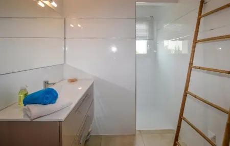 Location Maison 7 personnes à Prunelli di Fiumorbo - Photo 25