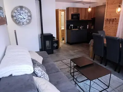 Appartement à Vars, Superbe Appartement Neuf au Cœur de Sainte-Catherine avec 2 Terrasses - L1009697