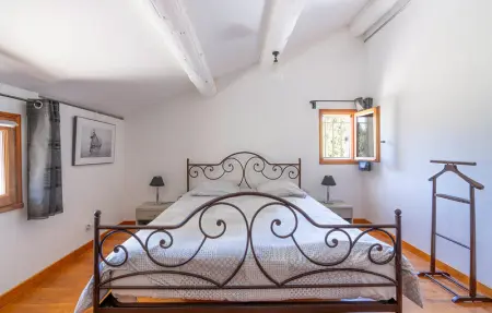 Location Maison 8 personnes à Fontvielle - Photo 13