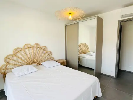 Appartement 3 pièces pour 6 personnes, à 200m de la plage, terrasses et parking, entièrement climatisé - Photo 2