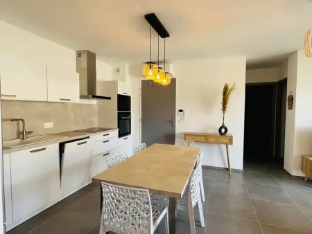 Appartement 3 pièces pour 6 personnes, à 200m de la plage, terrasses et parking, entièrement climatisé - Photo 20