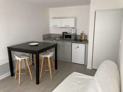 Appartement à Berck Plage, Duplex rénové T2, 30.68m², parking privé, à 2 min de la mer - N°1009879