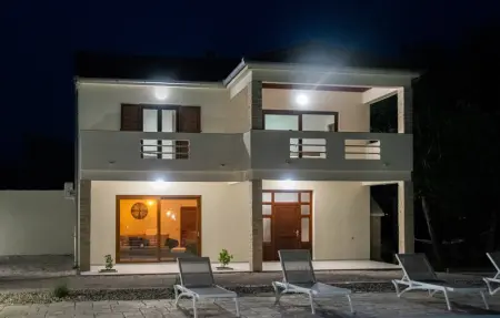 Location Maison 12 personnes à Posedarje - Photo 14