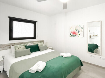 Location Appartement à Corralejo,Charmant Loft au Centre-Ville avec Balcon, Wifi Gratuit & Proche des Plages ES-300-76 N°1009942