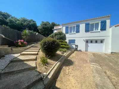 Maison à La Tranche sur Mer, Maison de ville avec jardin, proche plage et commerces, parking privé - La Tranche-sur-Mer - L1009943