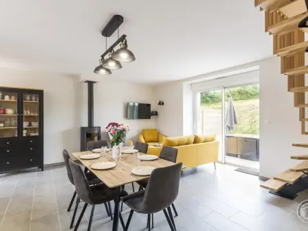 Maison de ferme rénovée, 3 chambres, terrasses, terrain clos, équipements bébé, animaux acceptés - Photo 5