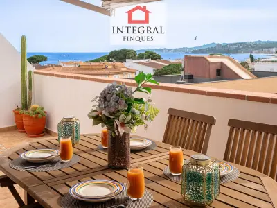 Appartement à Palamós, Appartement moderne à Palamós, 3 chambres, terrasse, à 2 min de la plage et proche du centre - L1010060