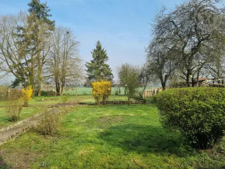 Villa spacieuse avec jardin, terrasse, et équipements complets à Baives, proche Belgique et Val Joly - Photo 3
