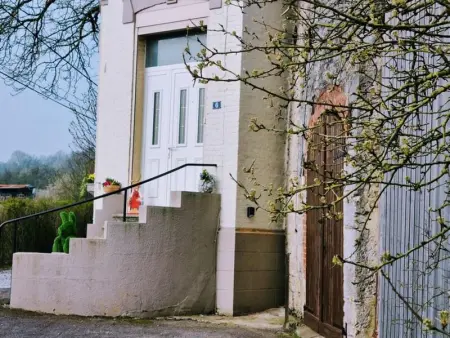 Villa spacieuse avec jardin, terrasse, et équipements complets à Baives, proche Belgique et Val Joly - Photo 17