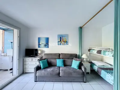 Appartement à Argelès sur Mer, Studio cabine à 300m de la plage, 4 couchages, loggia, cuisine équipée, résidence sécurisée - L1010097