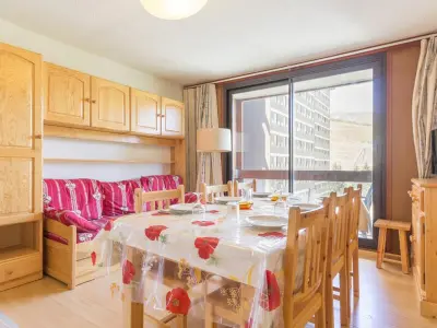 Appartement à Le Corbier, Appartement lumineux · Accès direct pistes · Balcon · Piscine chauffée · WiFi gratuit - L1010178